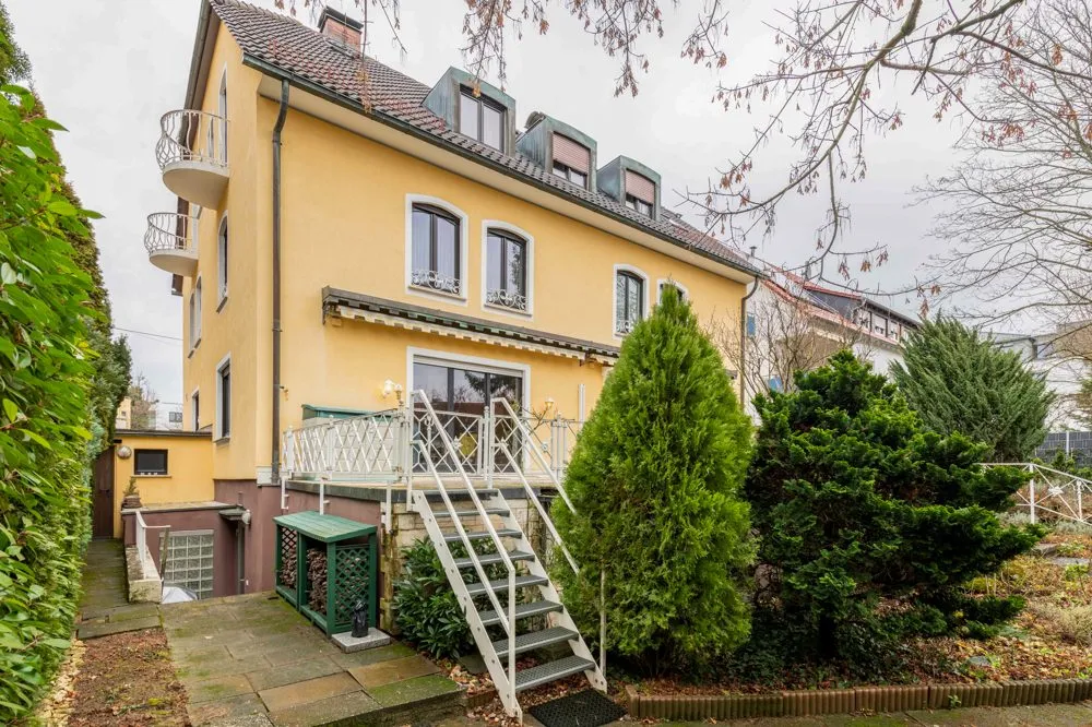 Immobilienangebot - Stuttgart / Vaihingen - Alle - Stuttgart: Haus in TOP Lage mit Rückmietung !
