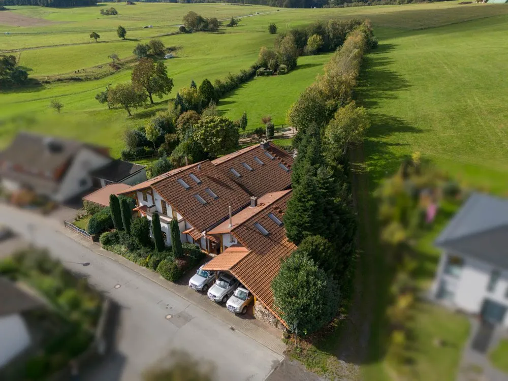 Aufsicht Richtung Südwest Immobilienangebot - Höchst im Odenwald / Hummetroth - Alle - Landhaus mit Gästehaus, ca. 8088 m² Grund