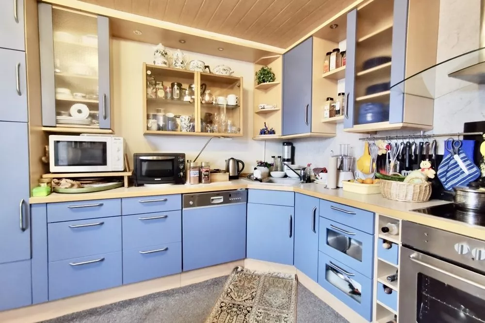 Immobilienangebot - Ilsede / Ölsburg - Alle - Helle Doppelhaushälfte auf großem Grundstück!