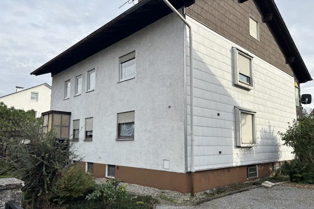 Immobilienangebot - Großkarolinenfeld - Alle - Großes Zweifamilienhaus mit Potential