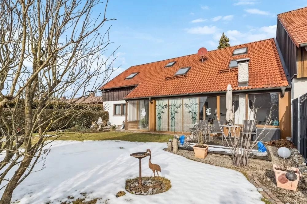 Immobilienangebot - Wäschenbeuren - Alle - Stilvolles Reihenhaus mit Ausbaupotenzial