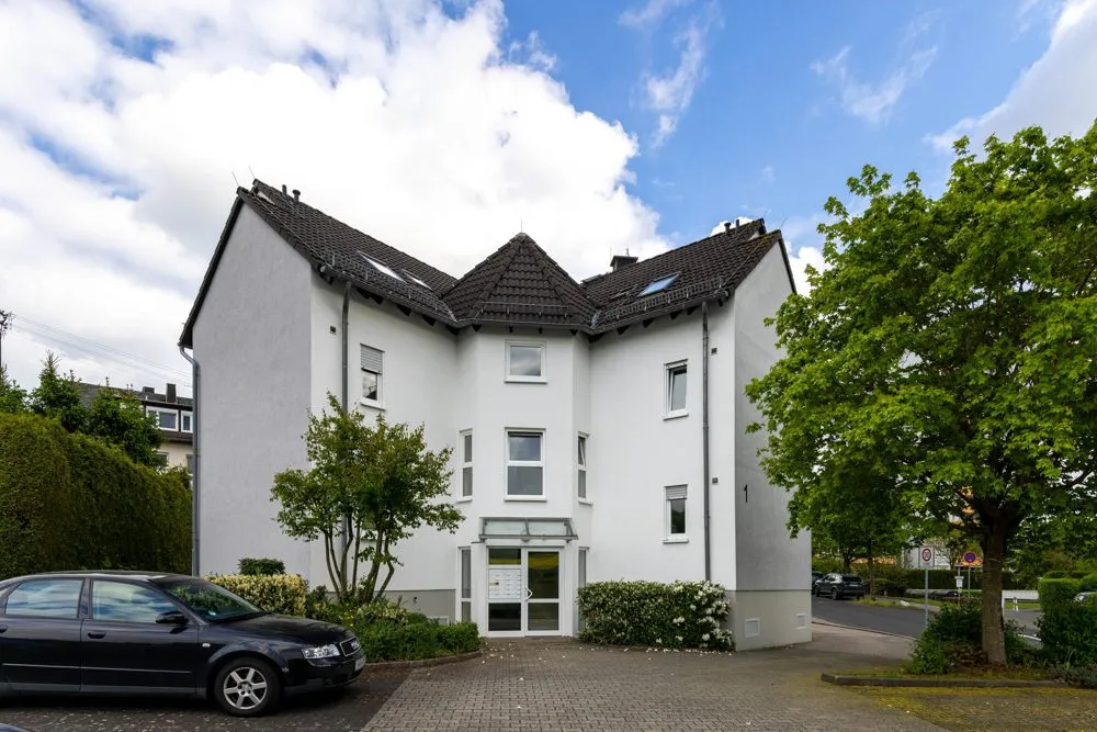 Immobilienangebot - Taunusstein / Wehen - Alle - Kleine Wohnung mit Loggia als Kapitalanlage