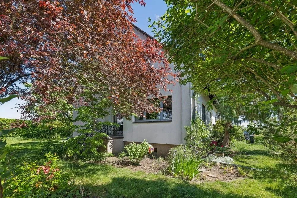 Immobilienangebot - Fürth - Alle - Charmantes EFH auf traumhaften Grundstück
