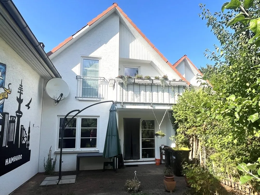 Rückansicht Immobilienangebot - Buchholz in der Nordheide - Alle - Top gepflegtes Haus! Eigennutz oder Anlage!
