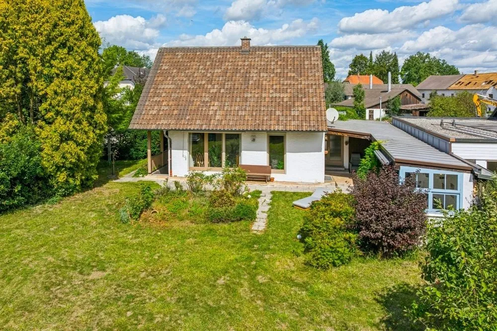 Immobilienangebot - Mühldorf am Inn - Alle - Häuschen mit großem Garten und besten Möglichkeiten