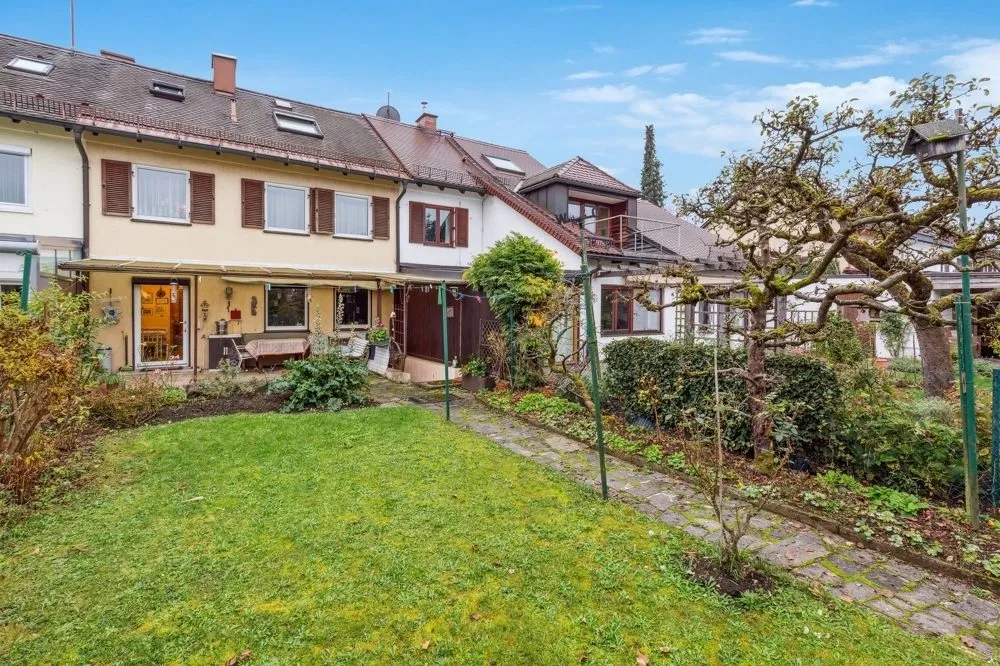 Immobilienangebot - München - Alle - RMH mit Renovierungsbedarf I Erbbaurecht bis 2051