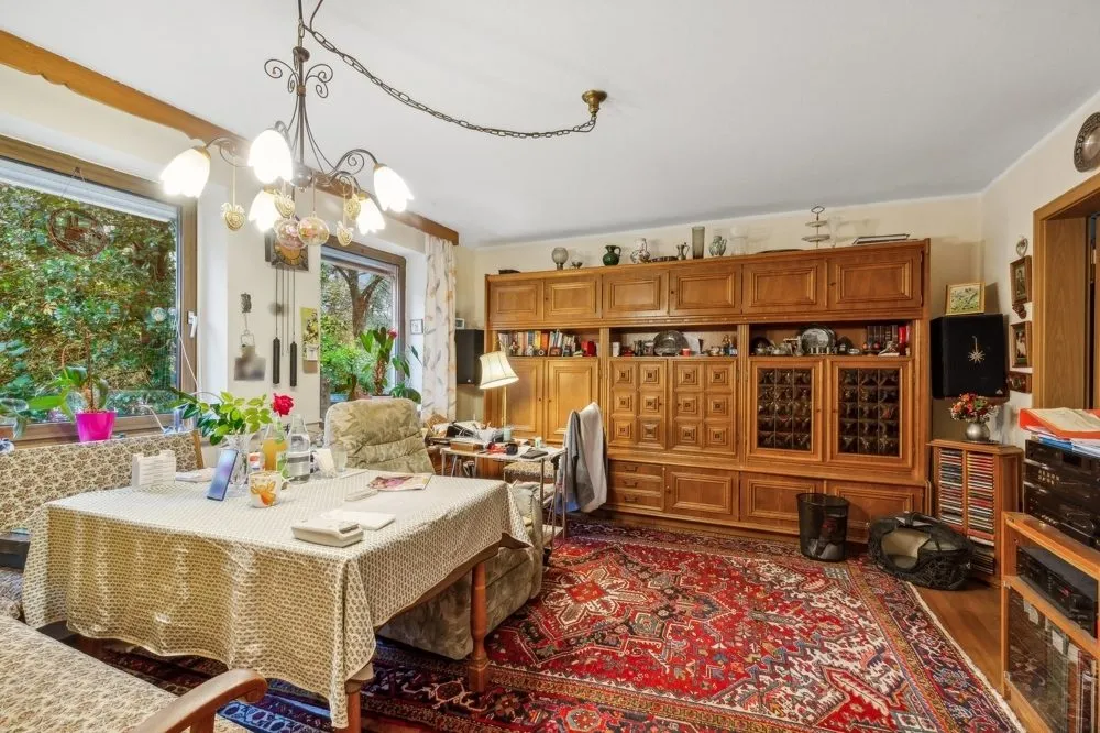 Immobilienangebot - München - Alle - RMH mit Renovierungsbedarf I Erbbaurecht bis 2051