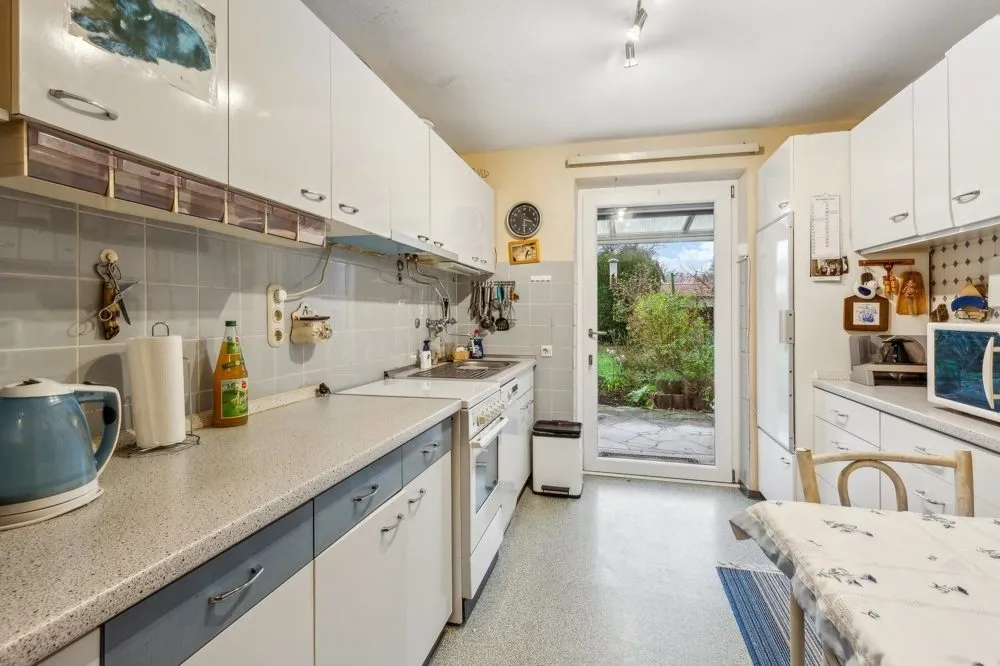 Immobilienangebot - München - Alle - RMH mit Renovierungsbedarf I Erbbaurecht bis 2051